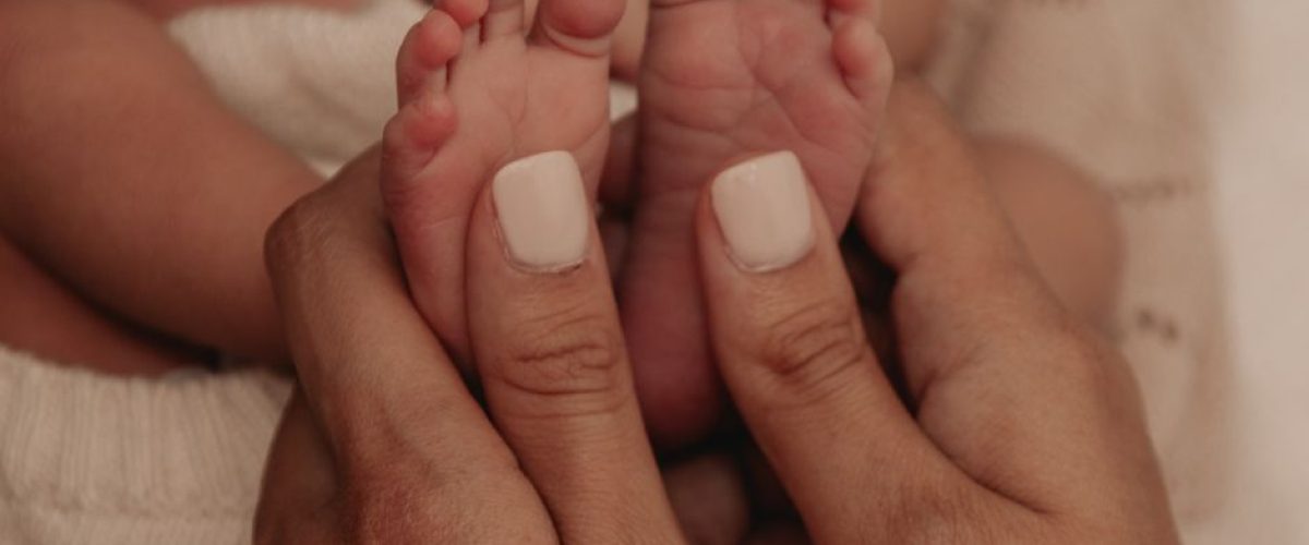 nomes-de-bebe-2026-capa Nomes de Bebê 2026